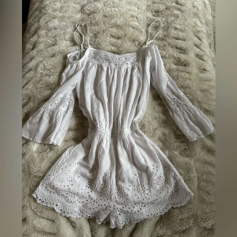💓 American Eagle outfitters white romper stretchy casual night out